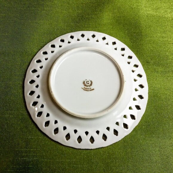 Vintage Japanese Hand Painted Reticulated Plate - Picture 3 of 3